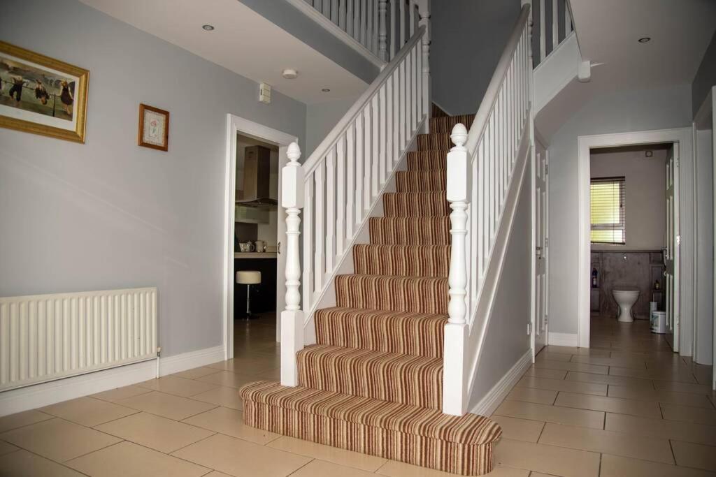 Hillside House- Wild Atlantic Way Villa Burnfoot ภายนอก รูปภาพ