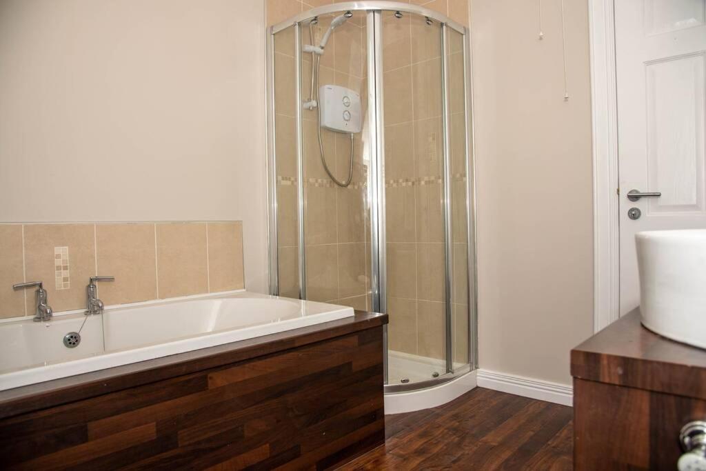 Hillside House- Wild Atlantic Way Villa Burnfoot ภายนอก รูปภาพ